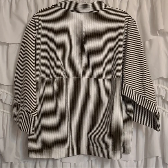 Lafayette 148 New York Black and White Striped Blouse M - Picture 4 of 6